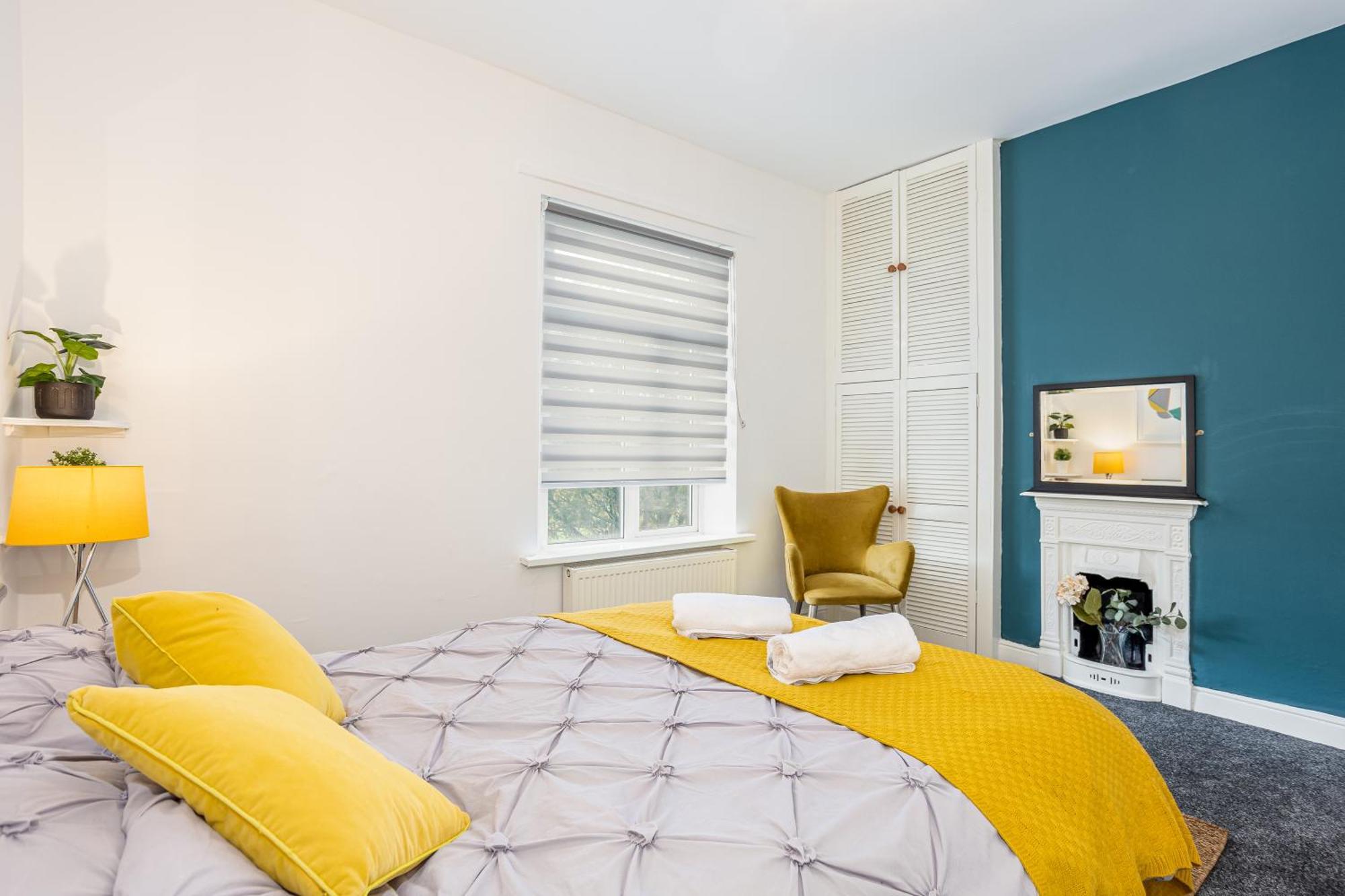 Holiday home Coronation House By Yourstays - 3 Bedroom House In Newcastle-under-lyme